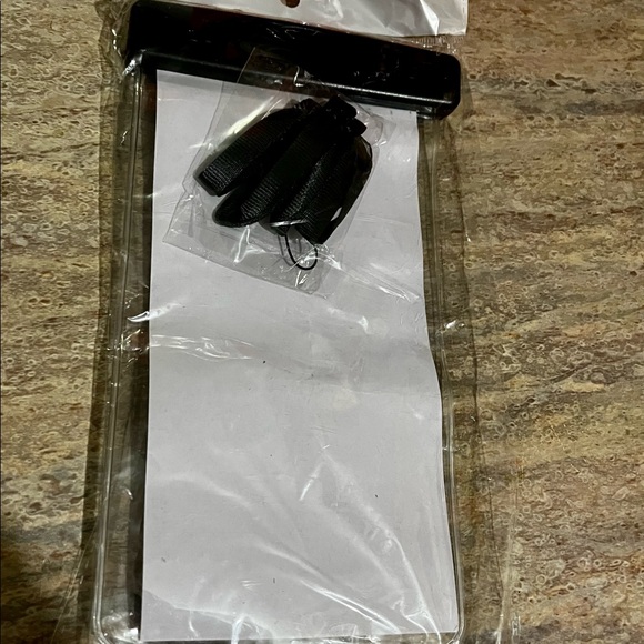 Bundle set of H & M make up bag and waterproof phone pouch/ case. - Picture 5 of 16